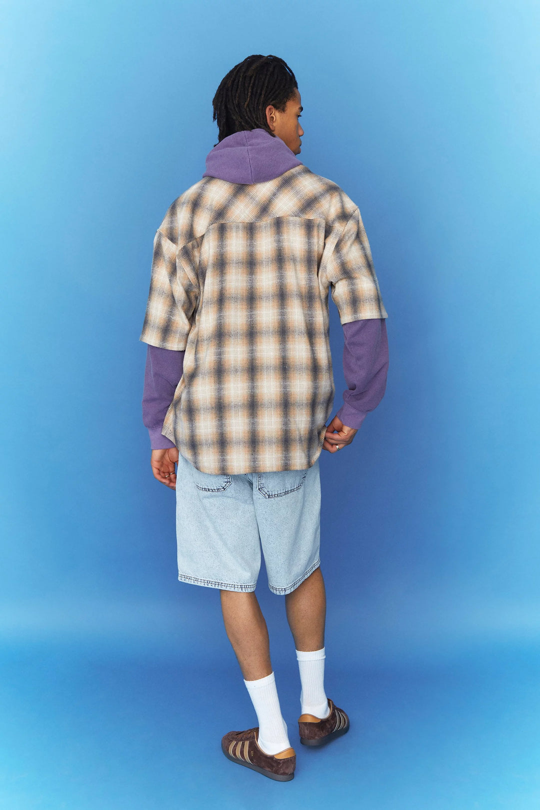 BOOHOOMAN SKATE FIT CONTRAST STITCH DENIM SHORTS BLUE