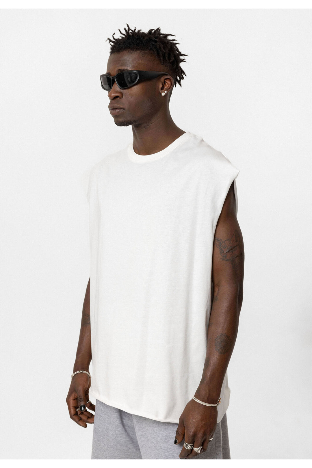 Vamos Oversized Sleeveless T-shirt in White