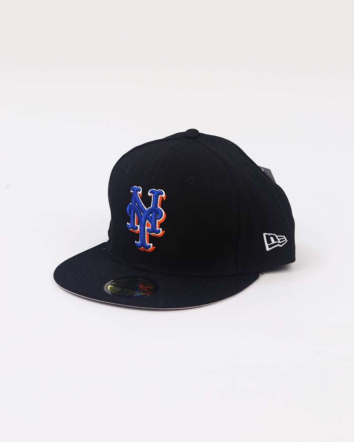 New York Mets Fitted Snapback Cap in Black