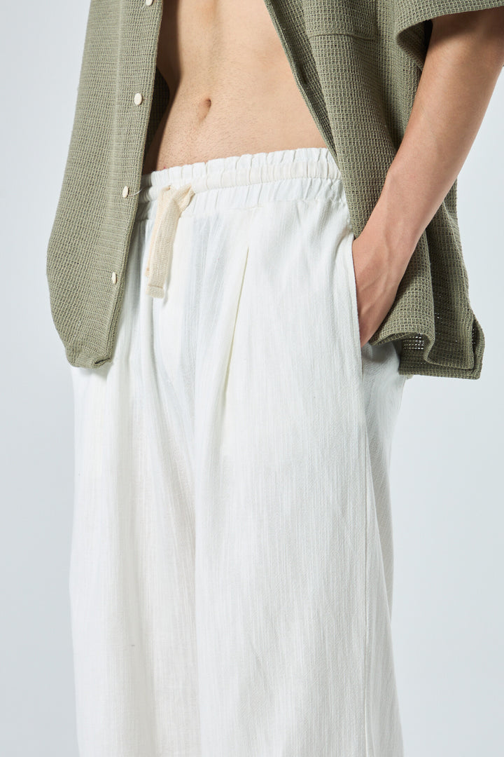 Vamos Baggy Linen Pants in White