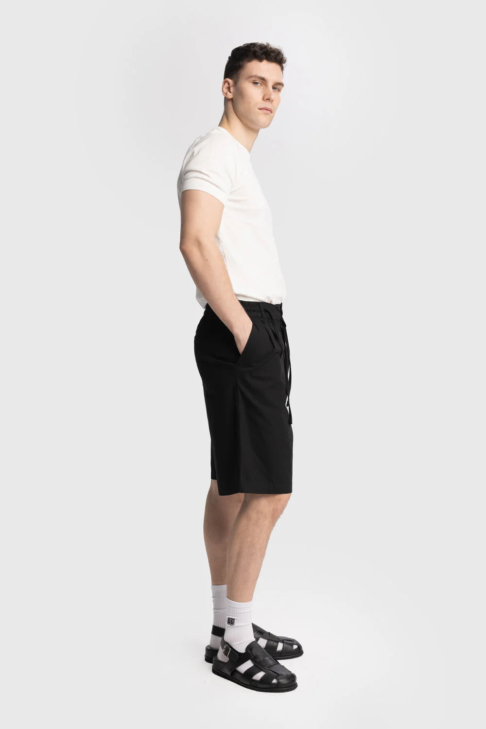 Giesto Linen shorts in black