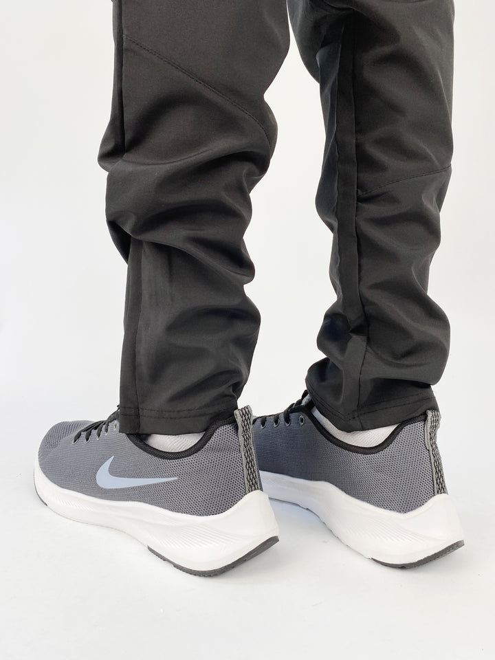 Nike air zoom textured grey trainers with white sole