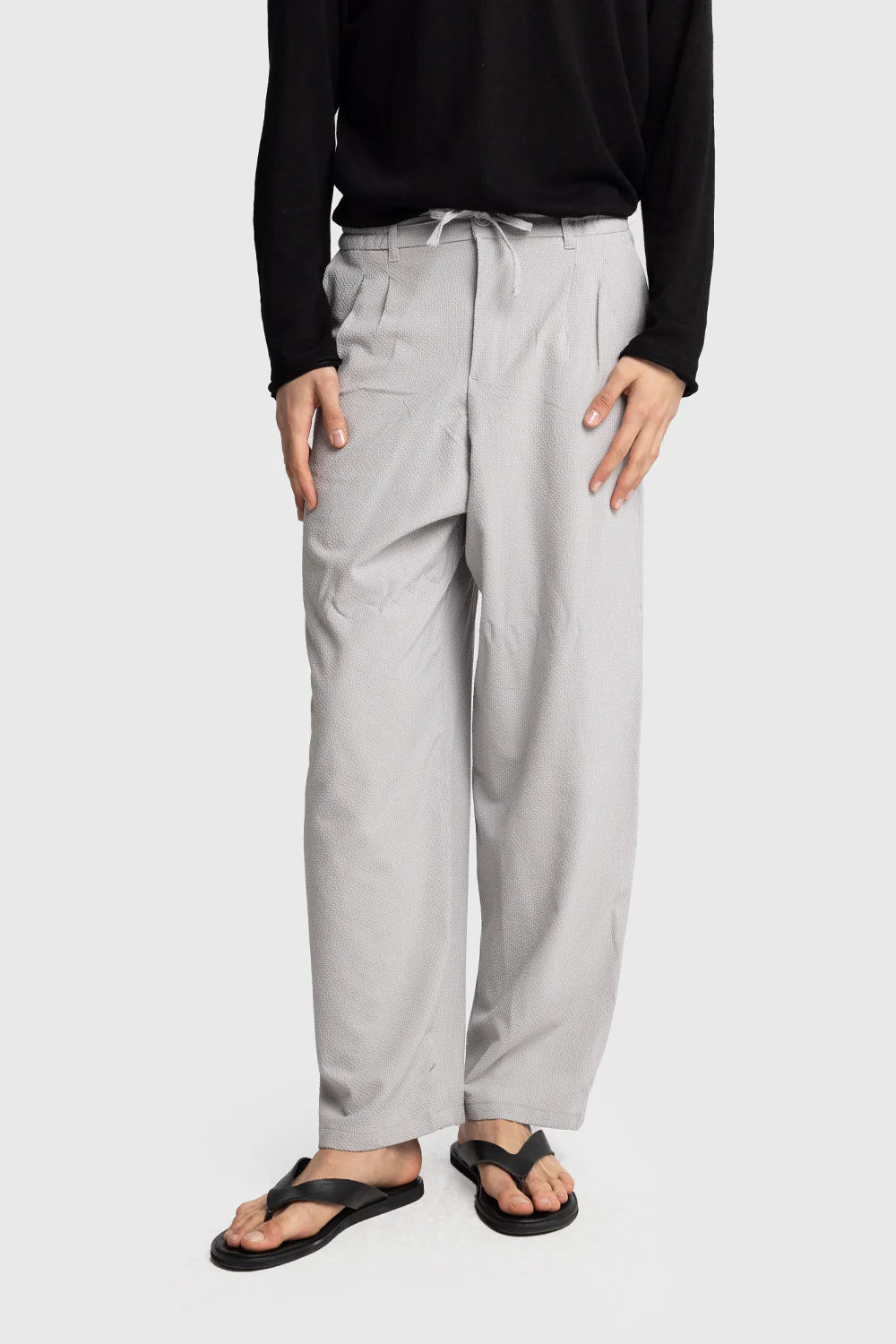 Giesto Gofre roped trousers in grey