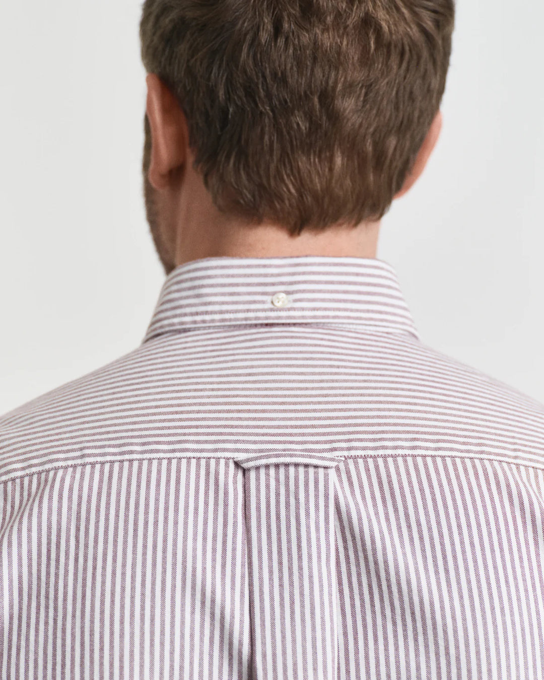 GANT Regular Fit Banker Stripe Classic Oxford Shirt in Red
