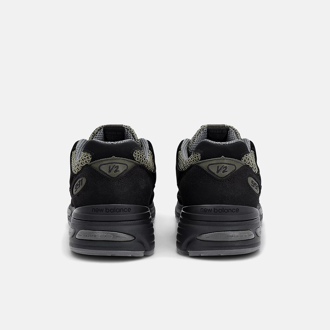 New Balance x Stone Island 991v2 Trainers