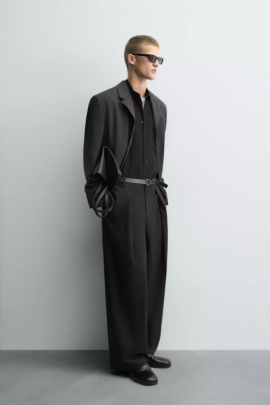 Garm Island Pleated Wide Leg Pants in Black