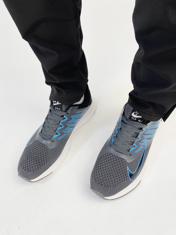 Nike air max trainers air zoom blue and grey