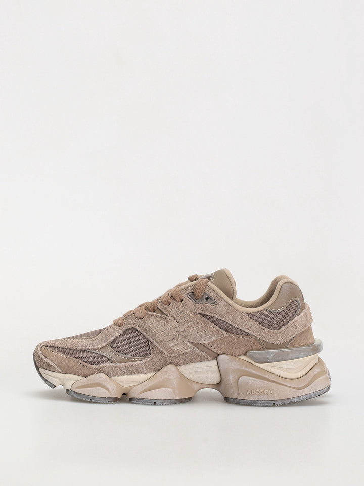 New Balance 9060 Trainers in Mushroom
