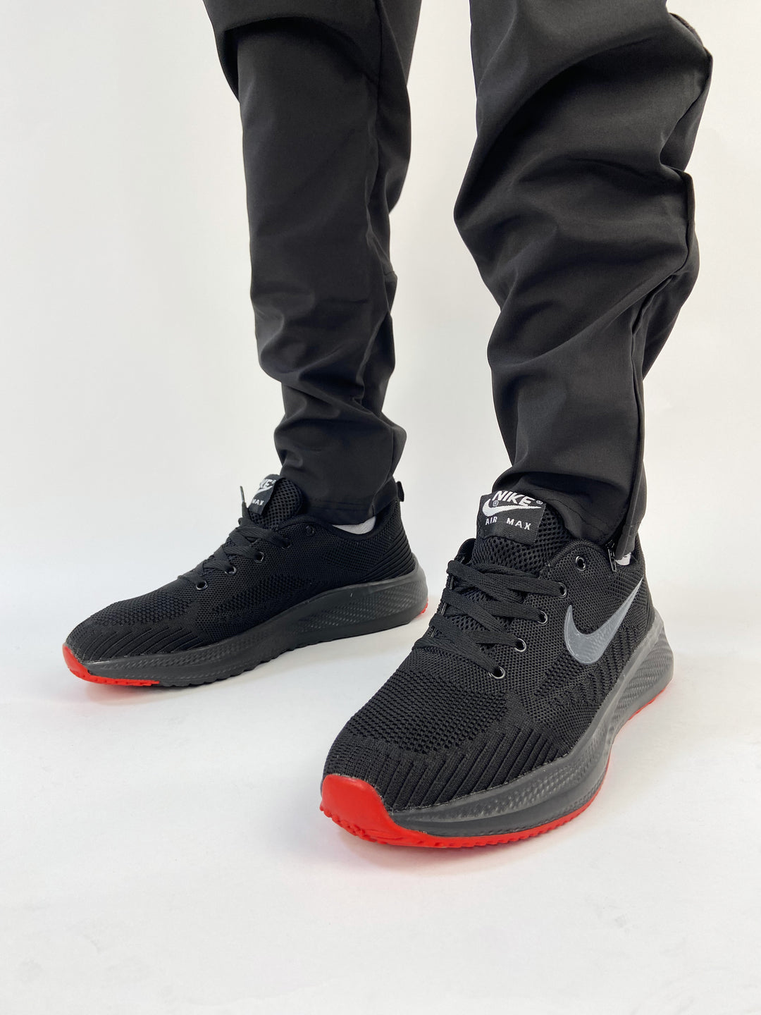 Nike air max knit trainers with black&red sole