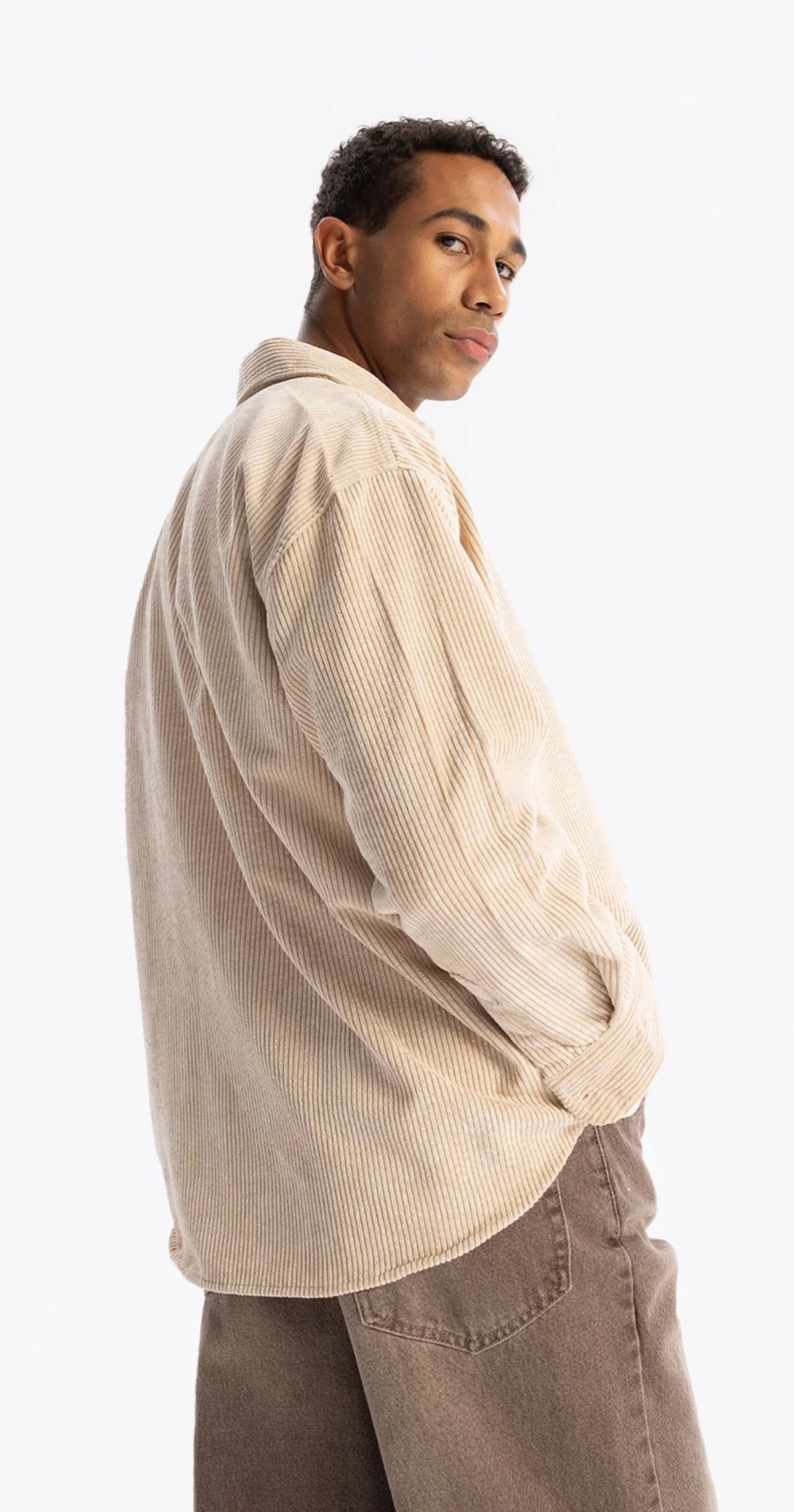 Giesto pleated corduroy shirt in beige