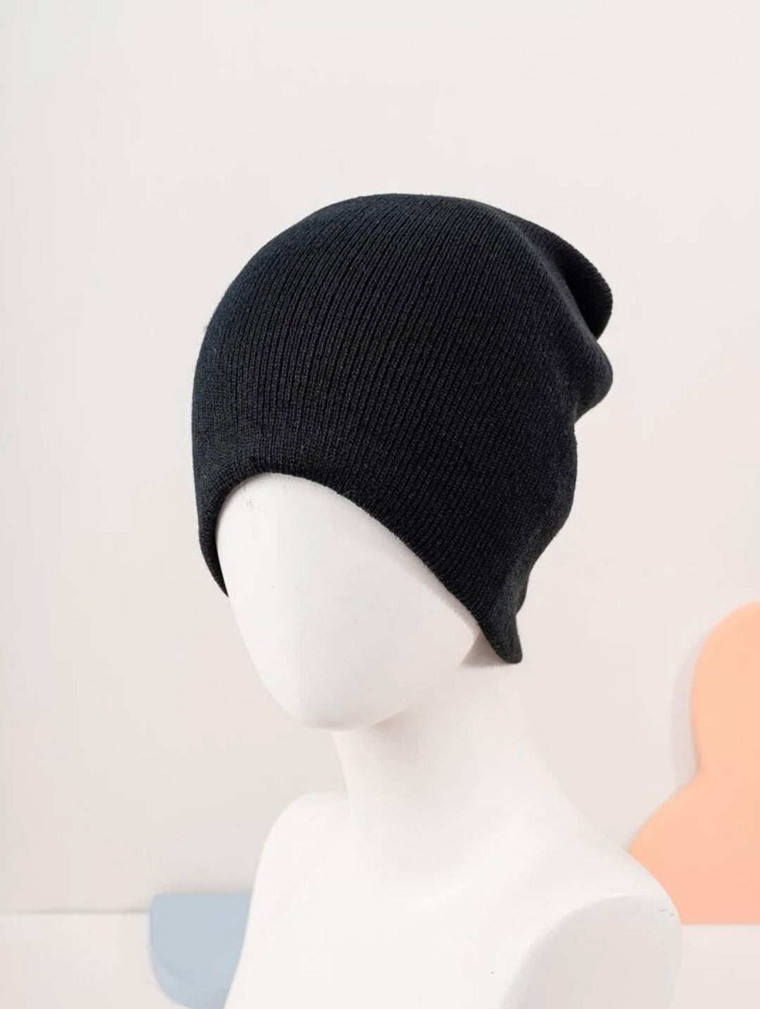 Unisex black knitted beanie