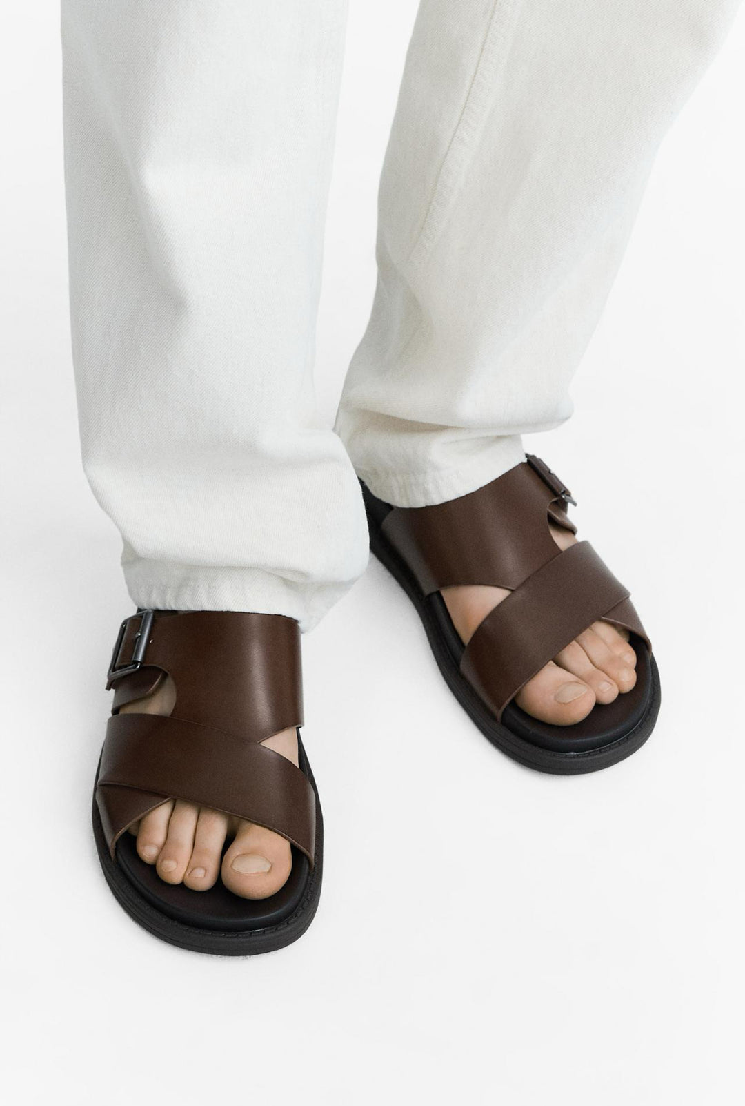 ZARA CRISS CROSS SANDALS WITH BUCKLE IN BROWN