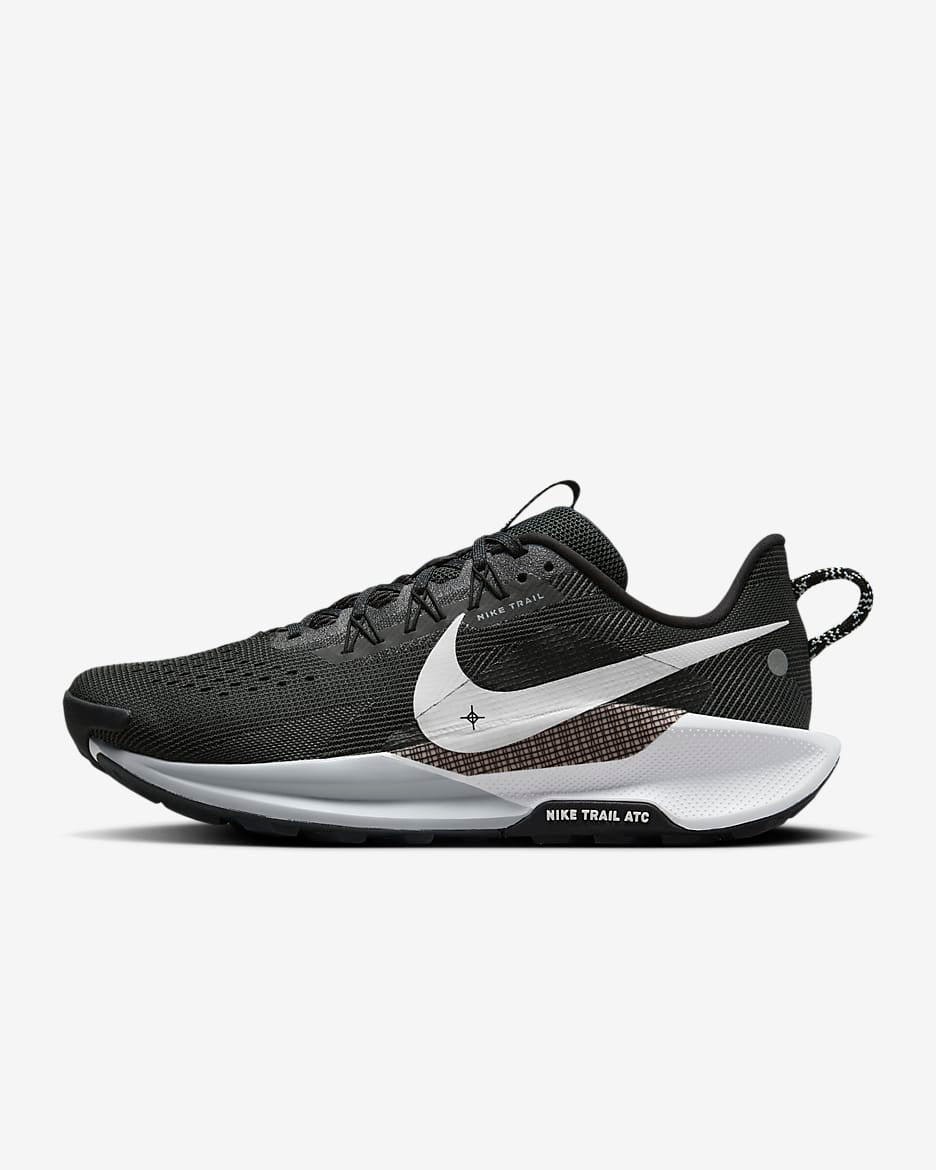 Nike Pegasus All Terrain Compund Trainers in Black and White