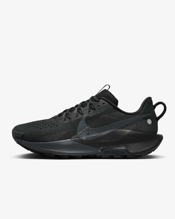 Nike Pegasus All Terrain Compund Trainers in All black