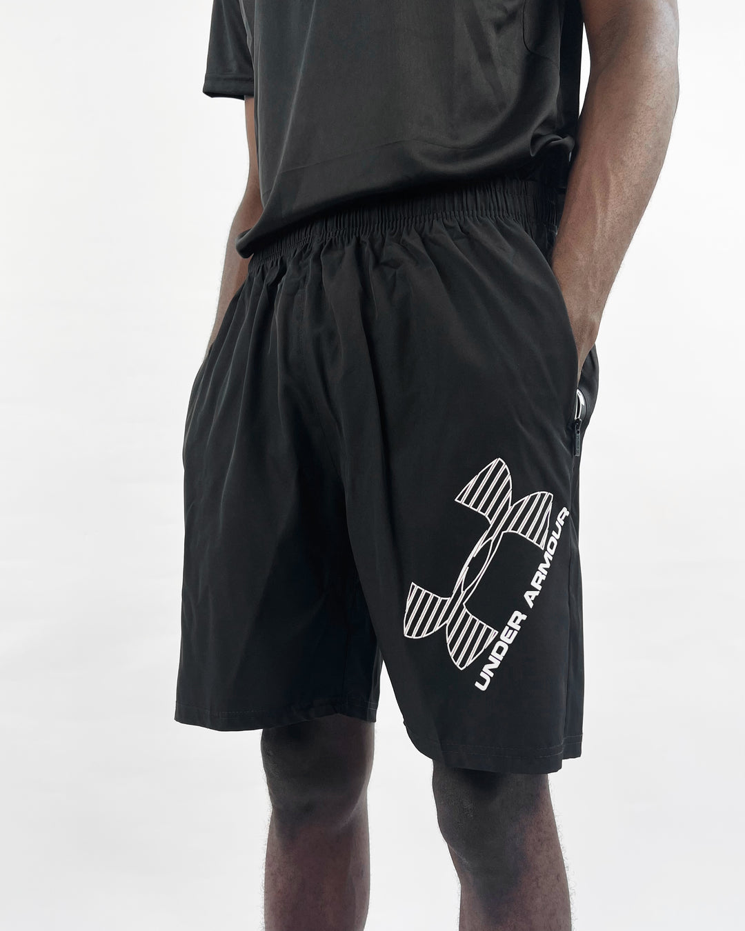 Under armour dna logo print shorts shorts