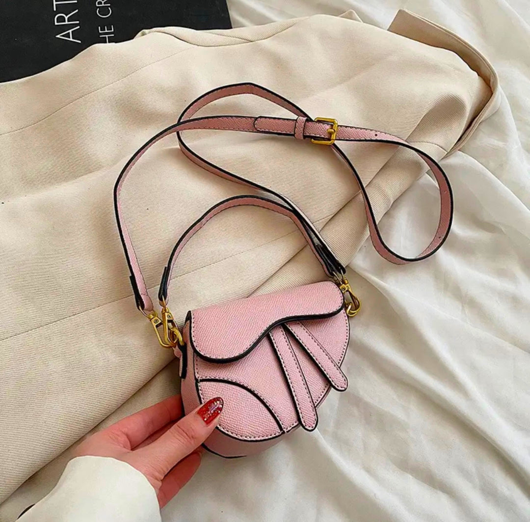 Mini saddle bag in pink