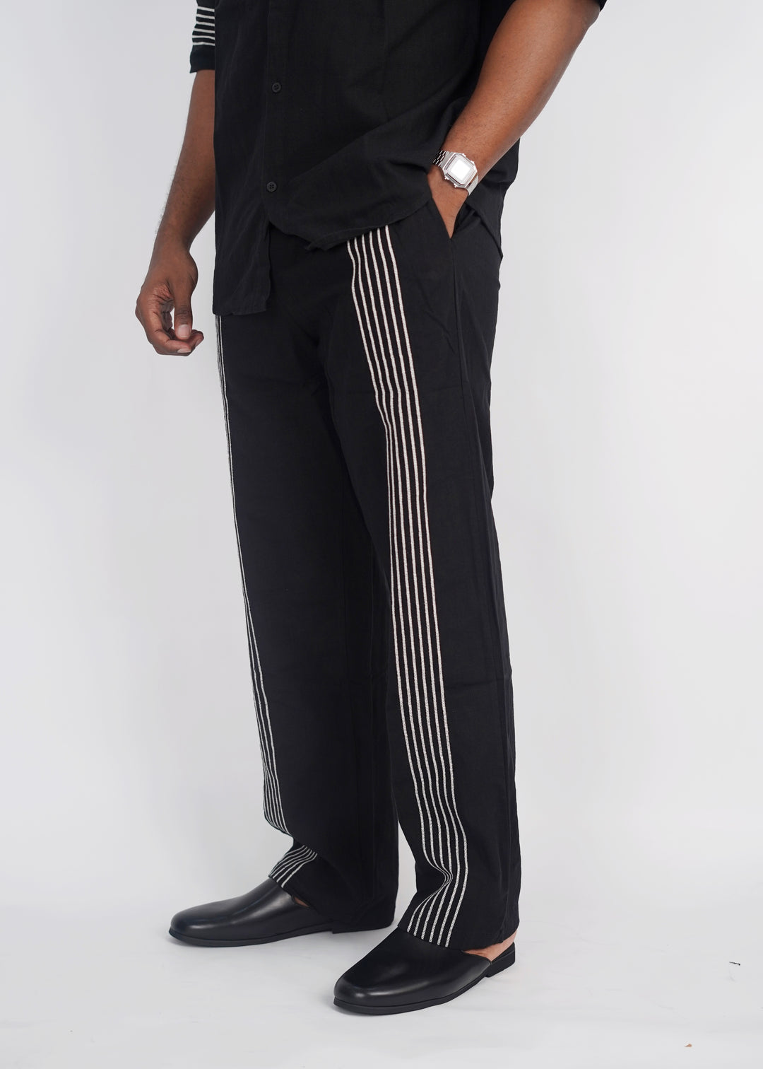 Vamos Short Sleeve Set in Black