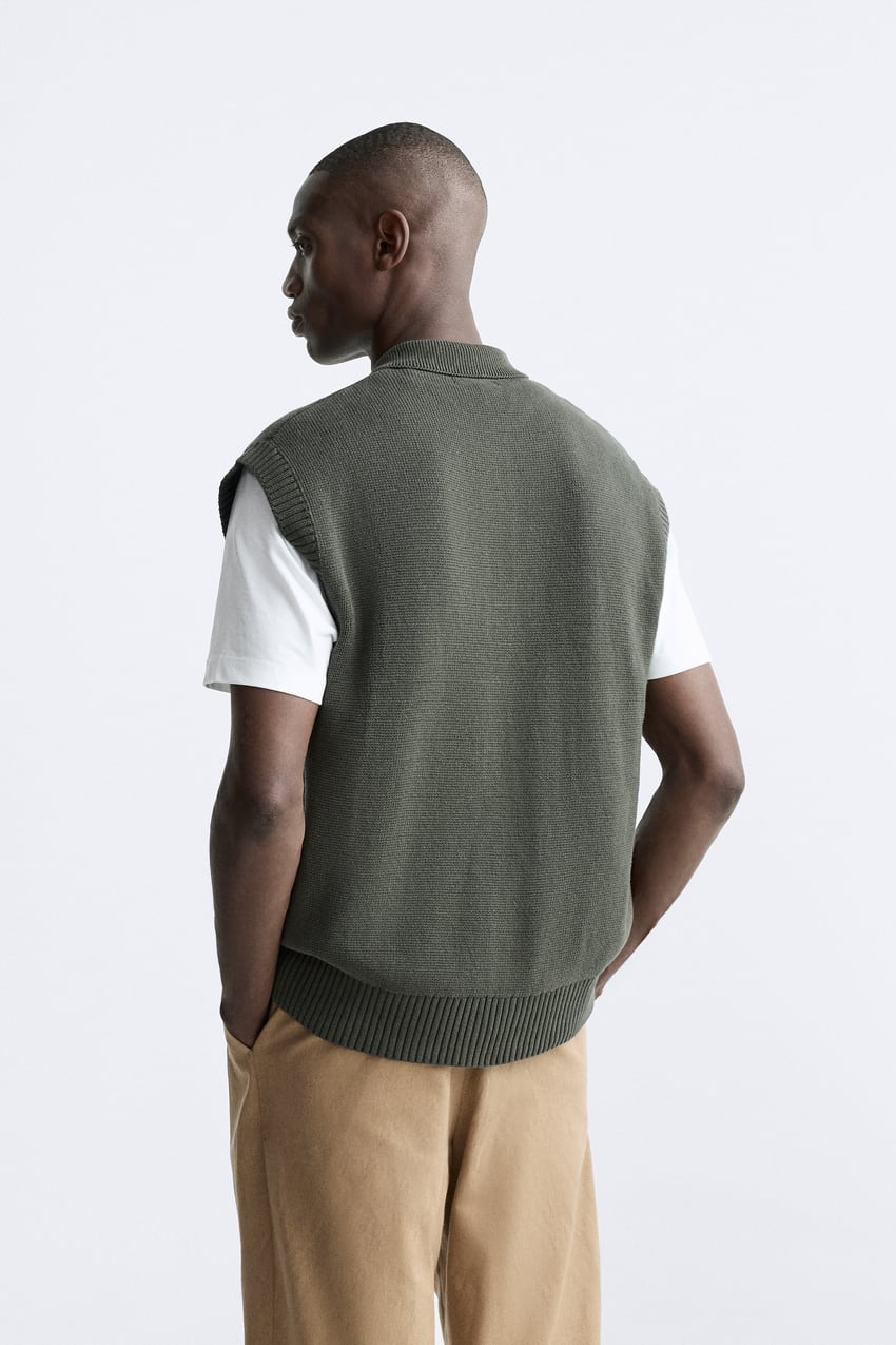 ZARA KNIT WAISTCOAT WITH POCKET IN GREEN