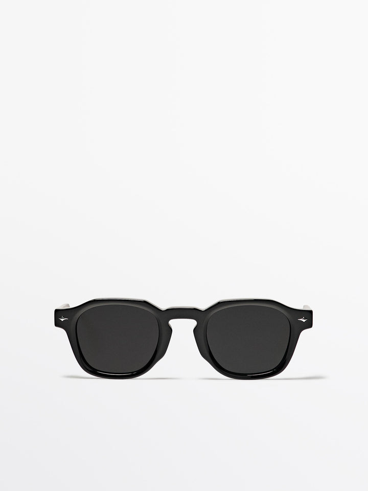 Geometric Vintage Solid Sun glasses in Black