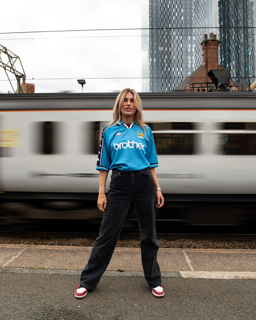 Manchester City 1997-1998 Retro Jersey T-shirt in blue