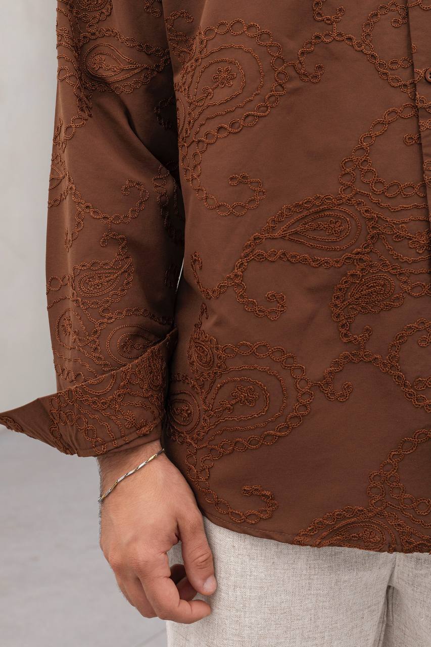 2morrow Vine Embroidery Shirt in Brown