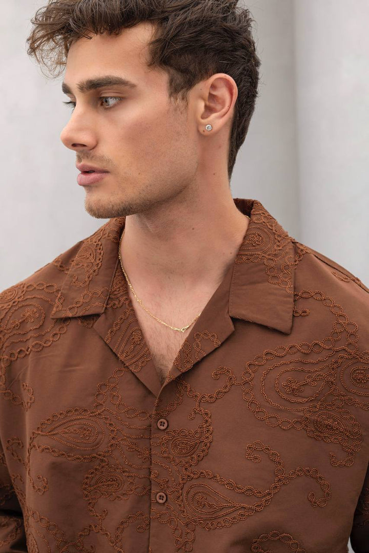 2morrow Vine Embroidery Shirt in Brown