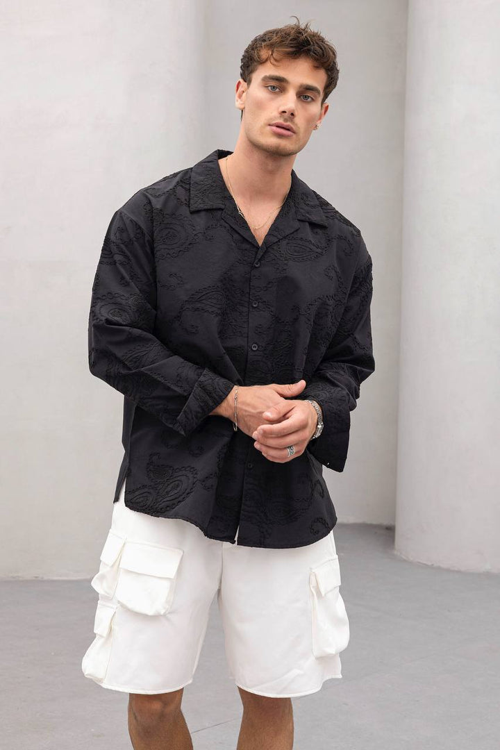 2morrow Vine Embroidery Shirt in Black