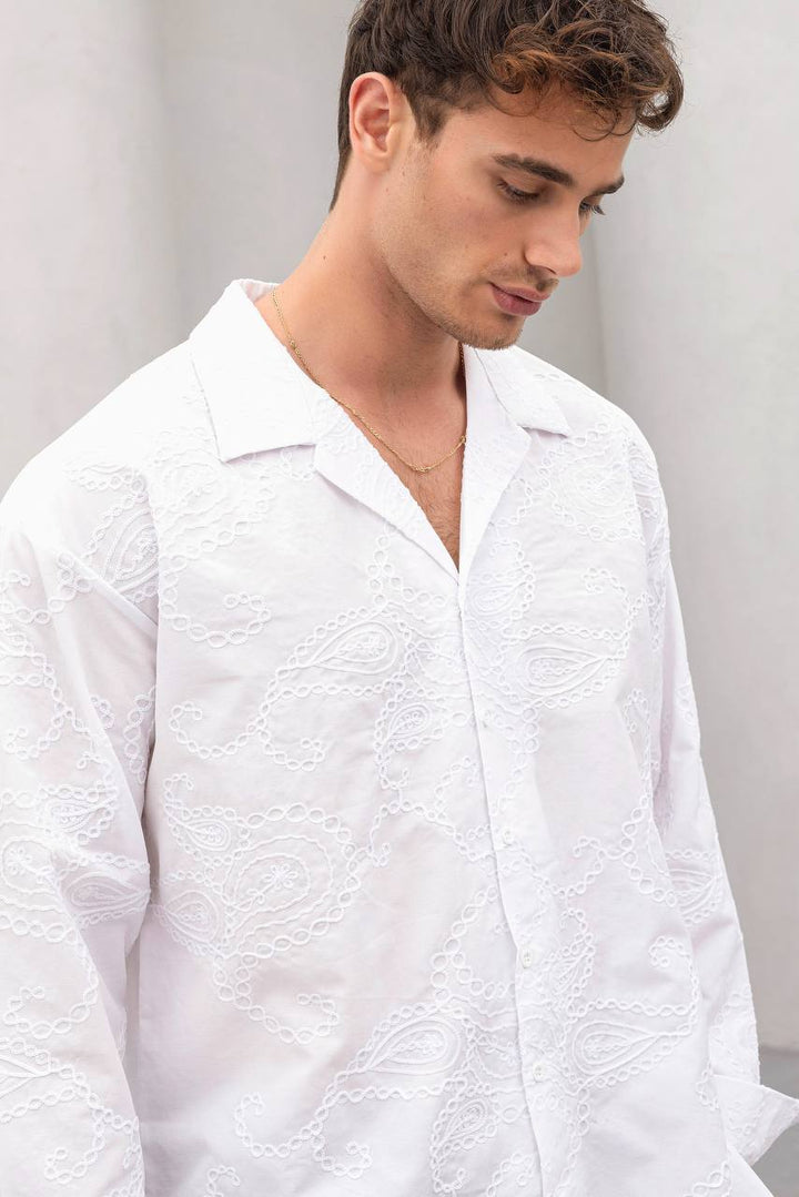 2morrow Vine Embroidery Shirt in White