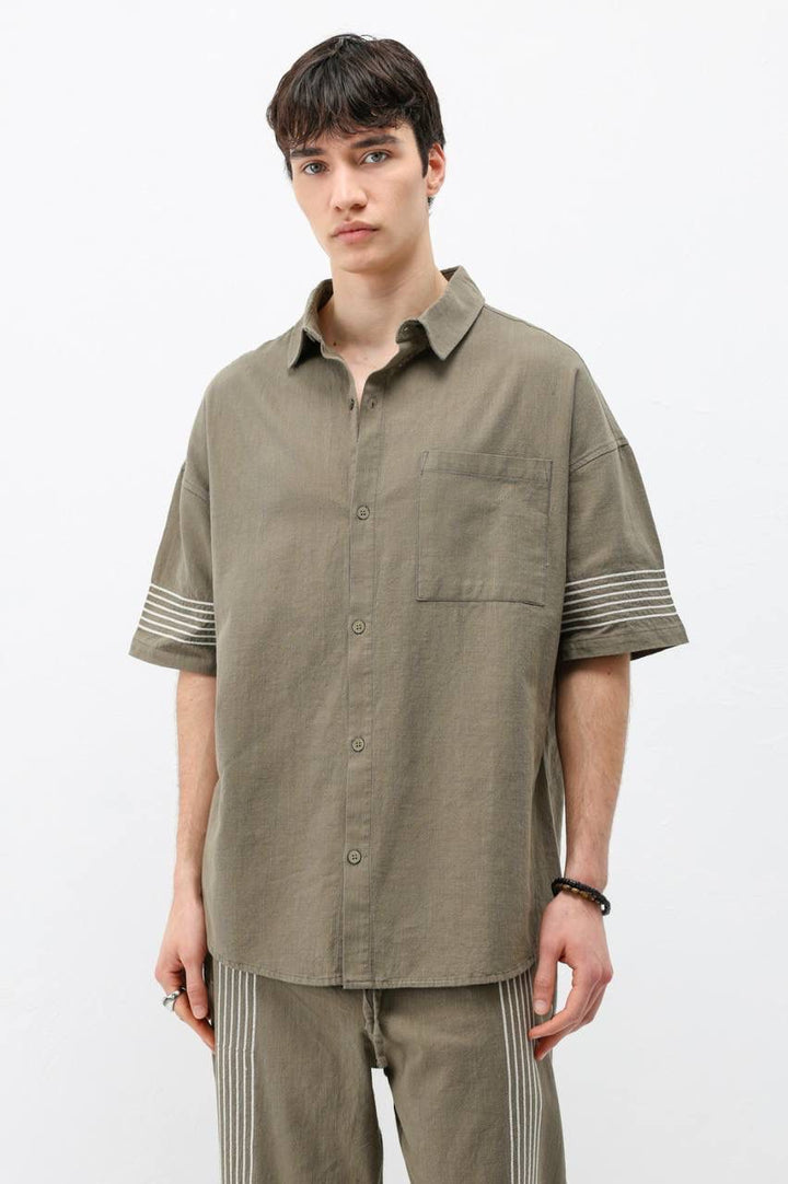 Vamos Short Sleeve Set in Khaki
