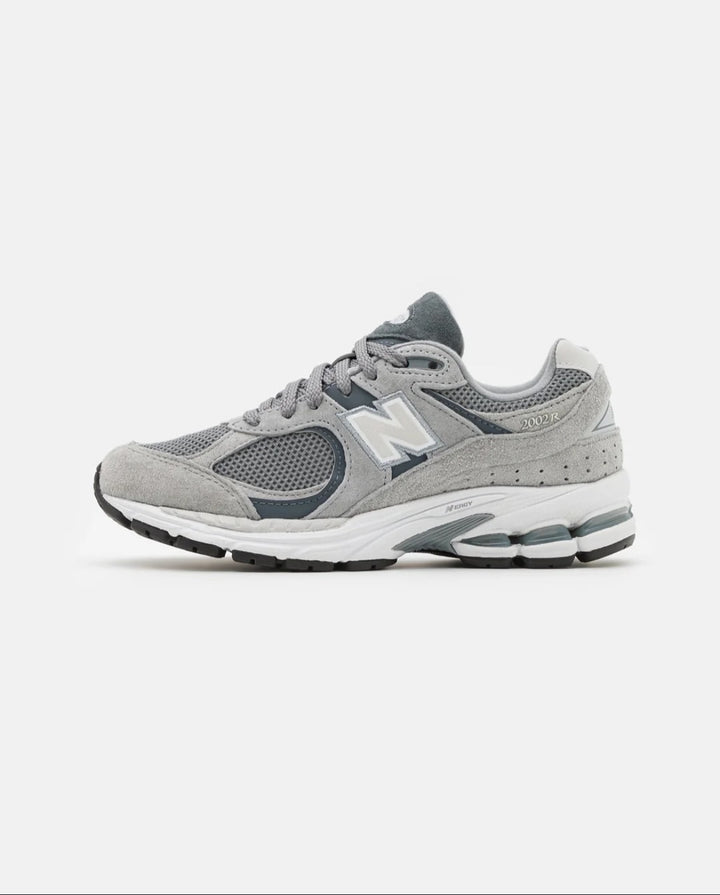 New balance 2002R Trainers in Steel Grey