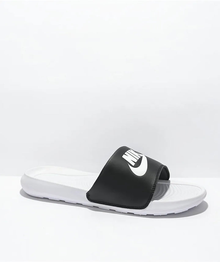 Nike Victori One Mismatch Slides