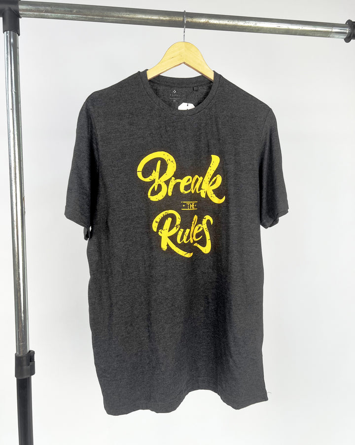 Moraj break free t-shirt