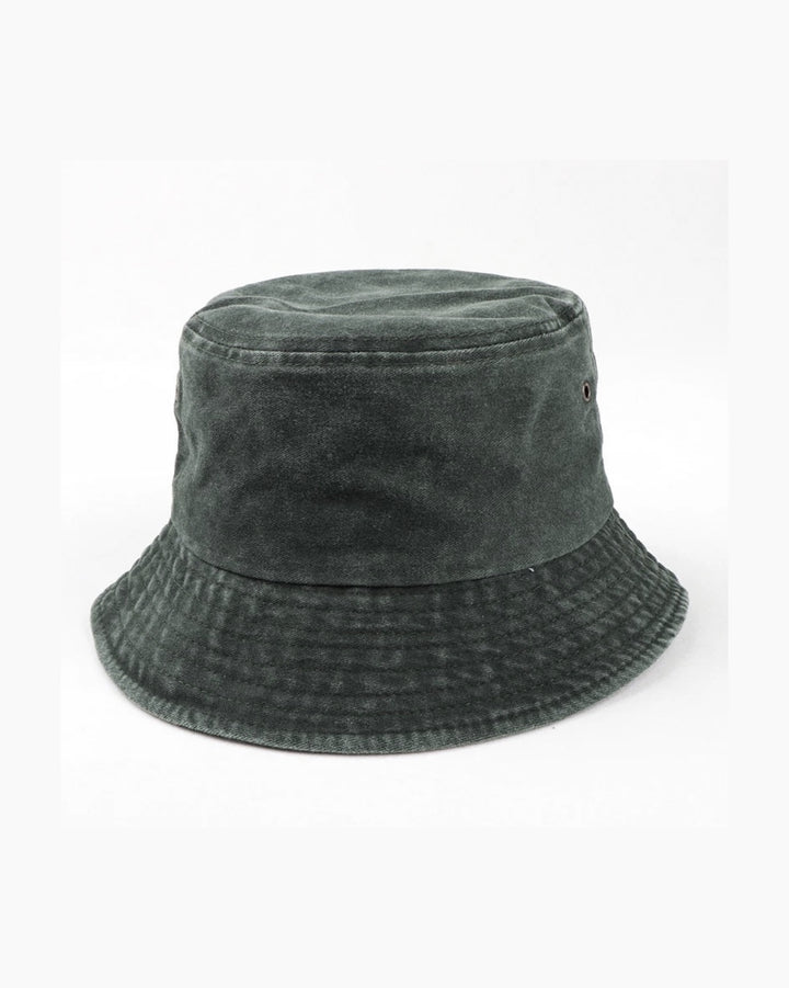 Washed denim bucket hat in green