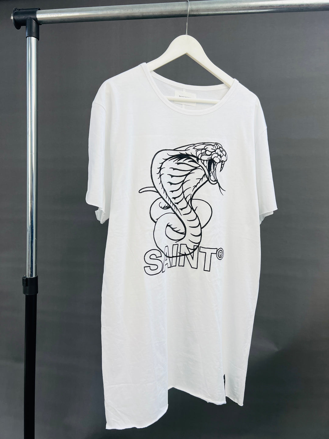 Saint morta serpent t-shirt in white