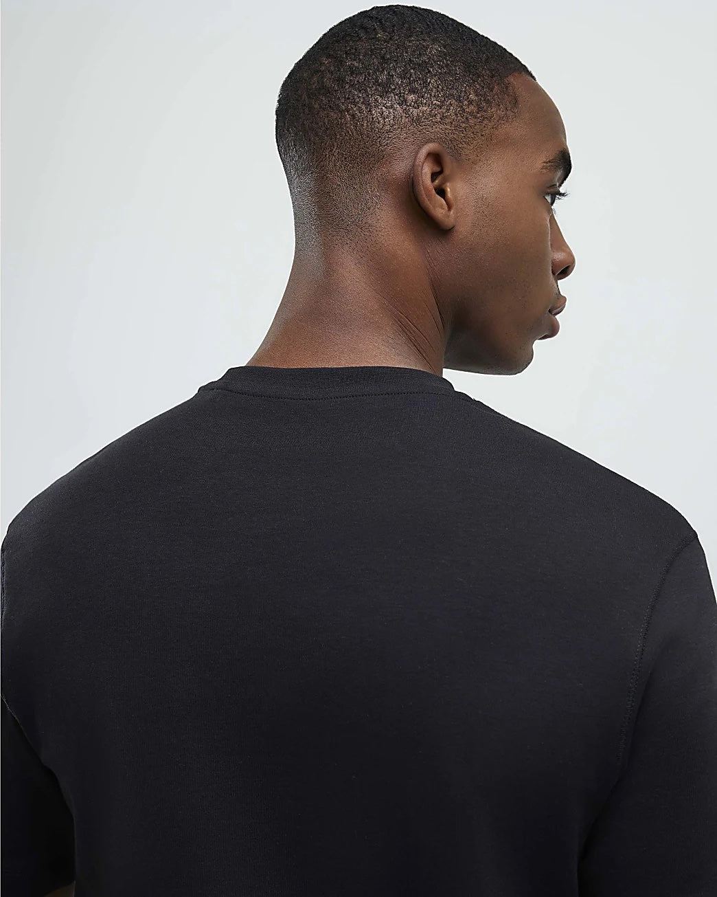Garm Island Premium Plain T-shirt in black
