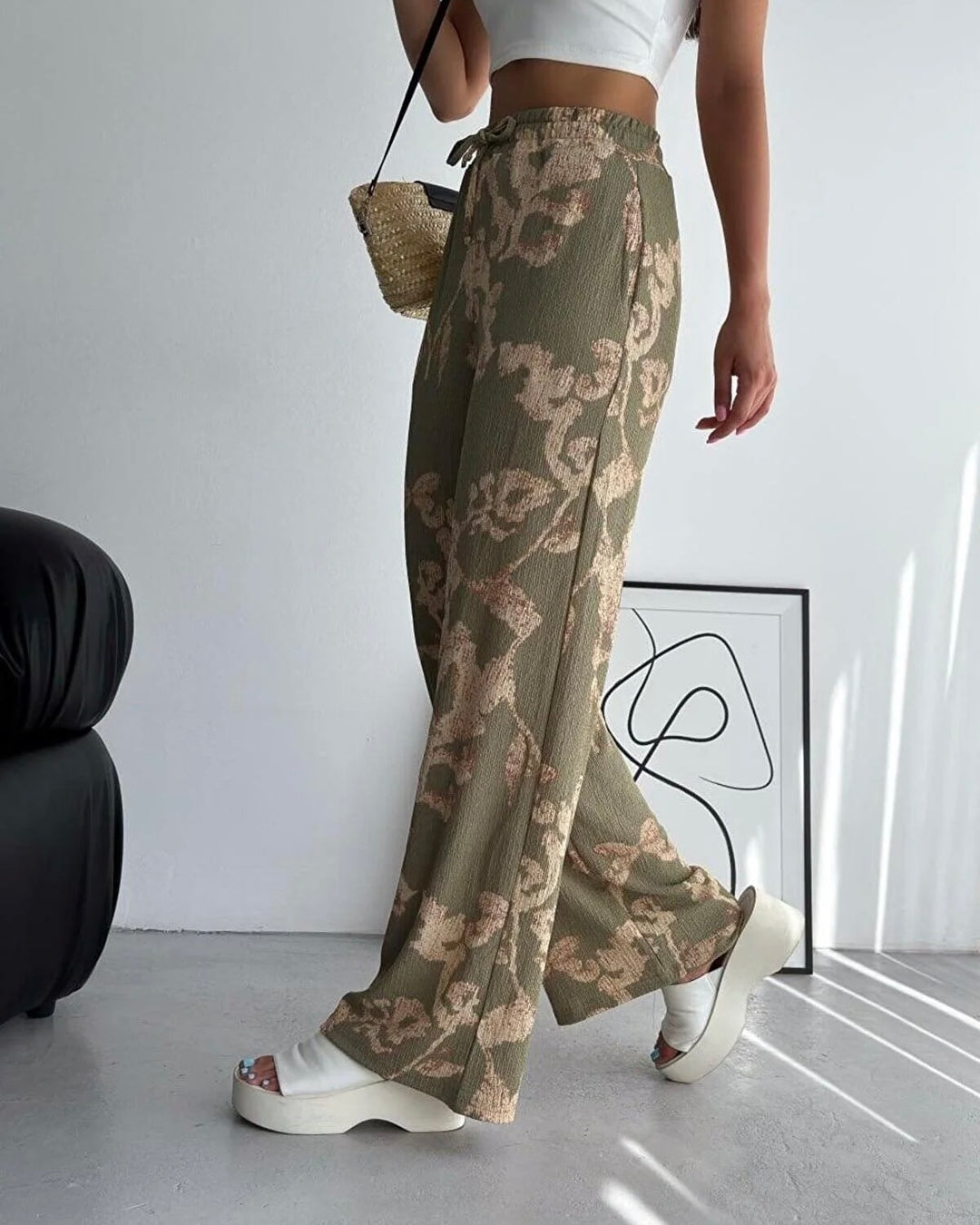 Pucka floral loose pants in green