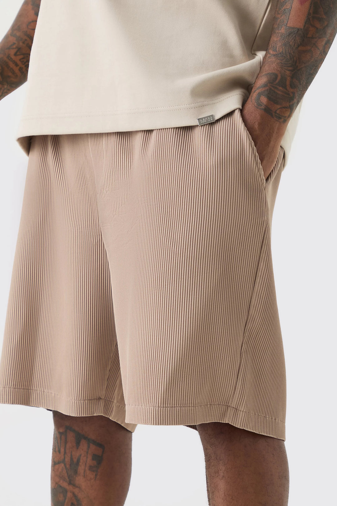 BOOHOOMAN PLUS ELASTICATED WAIST PLEATED COMFORT SHORT