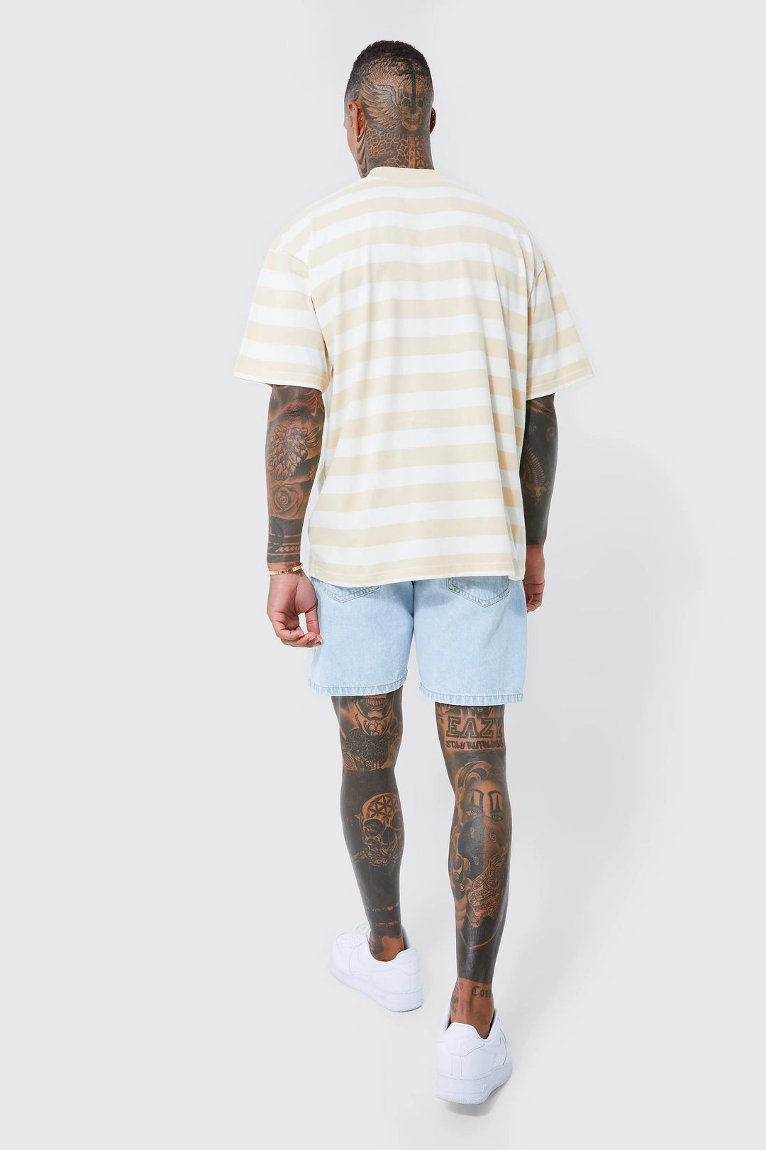 BOOHOOMAN OVERSIZED OFFICIAL STRIPE T-SHIRT