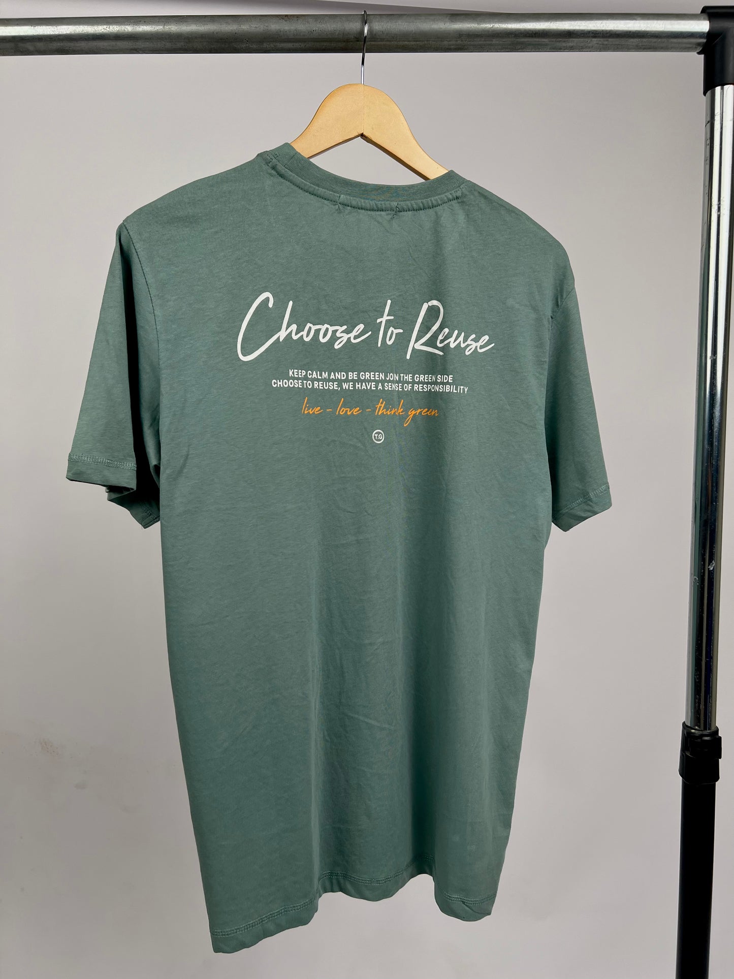 H essential recycle t-shirt in green