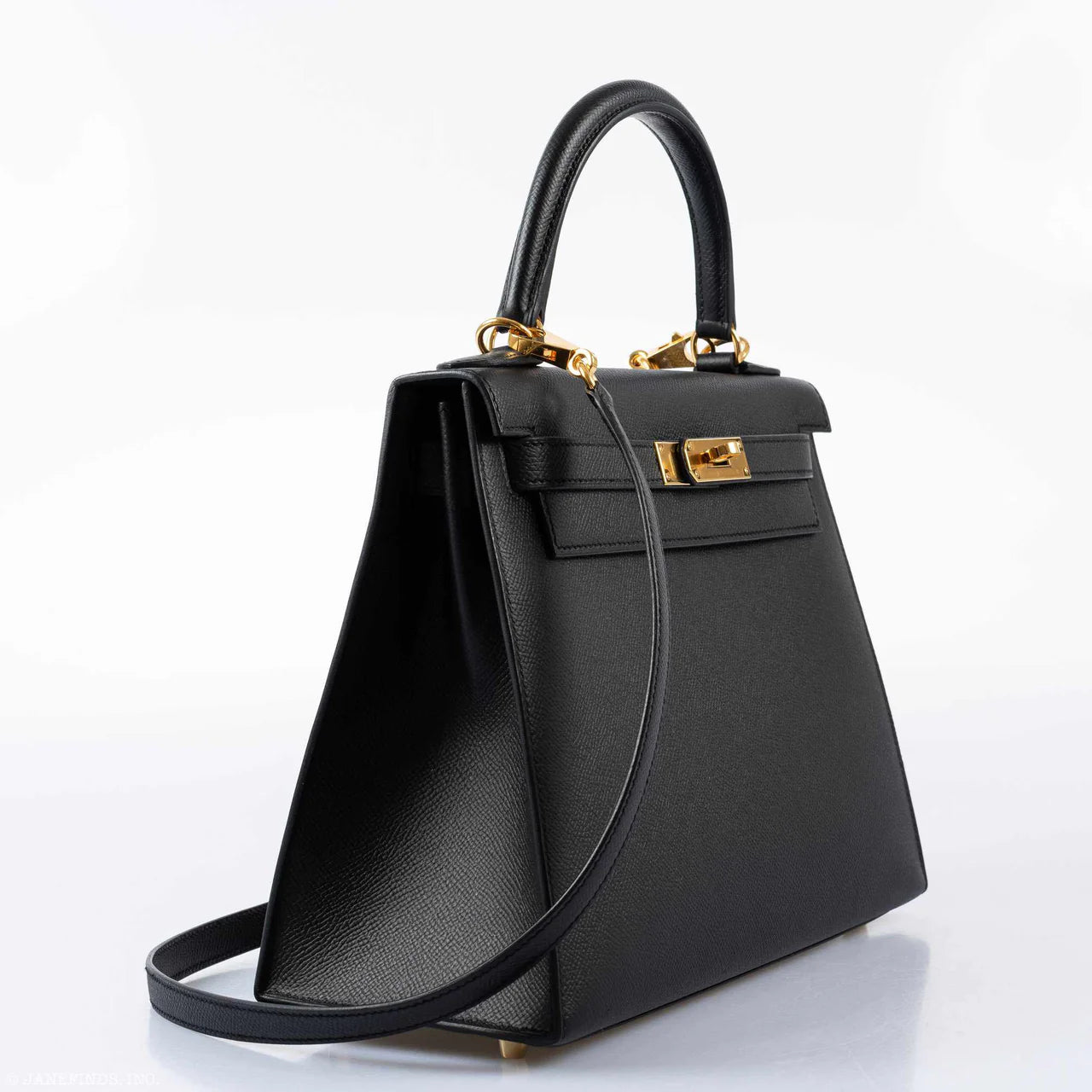 Hermes kelly 28 black cheap gold hardware