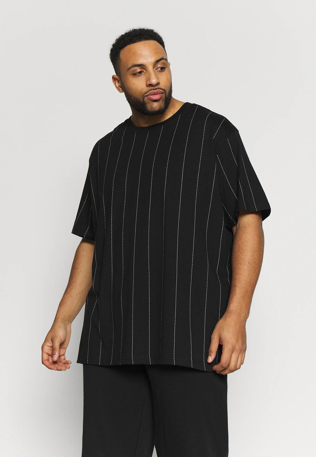 Urban Classics OVERSIZED PINSTRIPE TEE - Print T-shirt