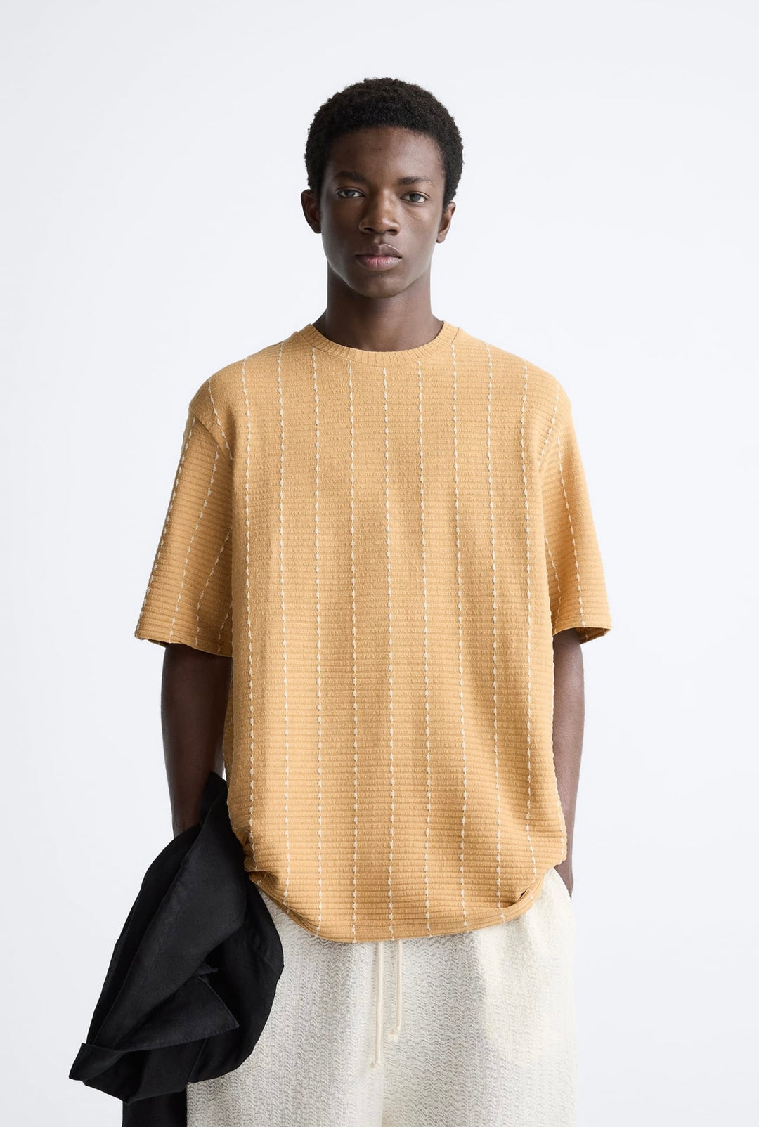 ZARA VERTICAL JACQUARD T-SHIRT MUSTARD