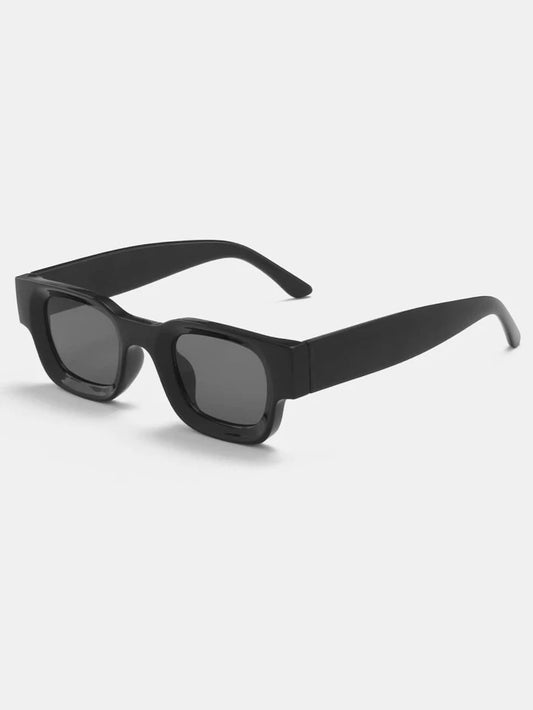 Retro Frame Sun glasses in Black