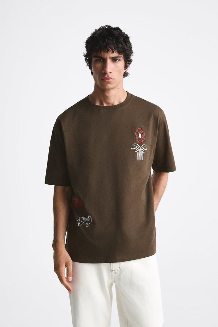 ZARA T-SHIRT WITH CONTRAST PRINT CHOCOLATE