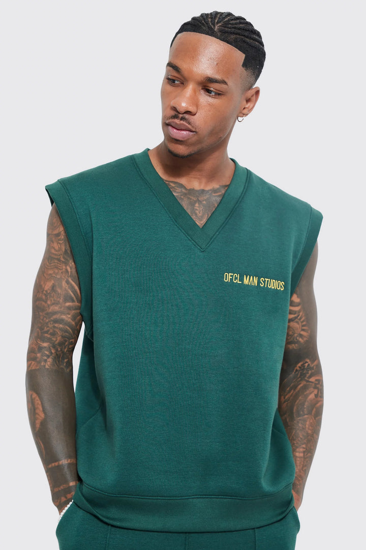 BOOHOOMAN EMBROIDERED VEST SWEATSHIRT IN FOREST