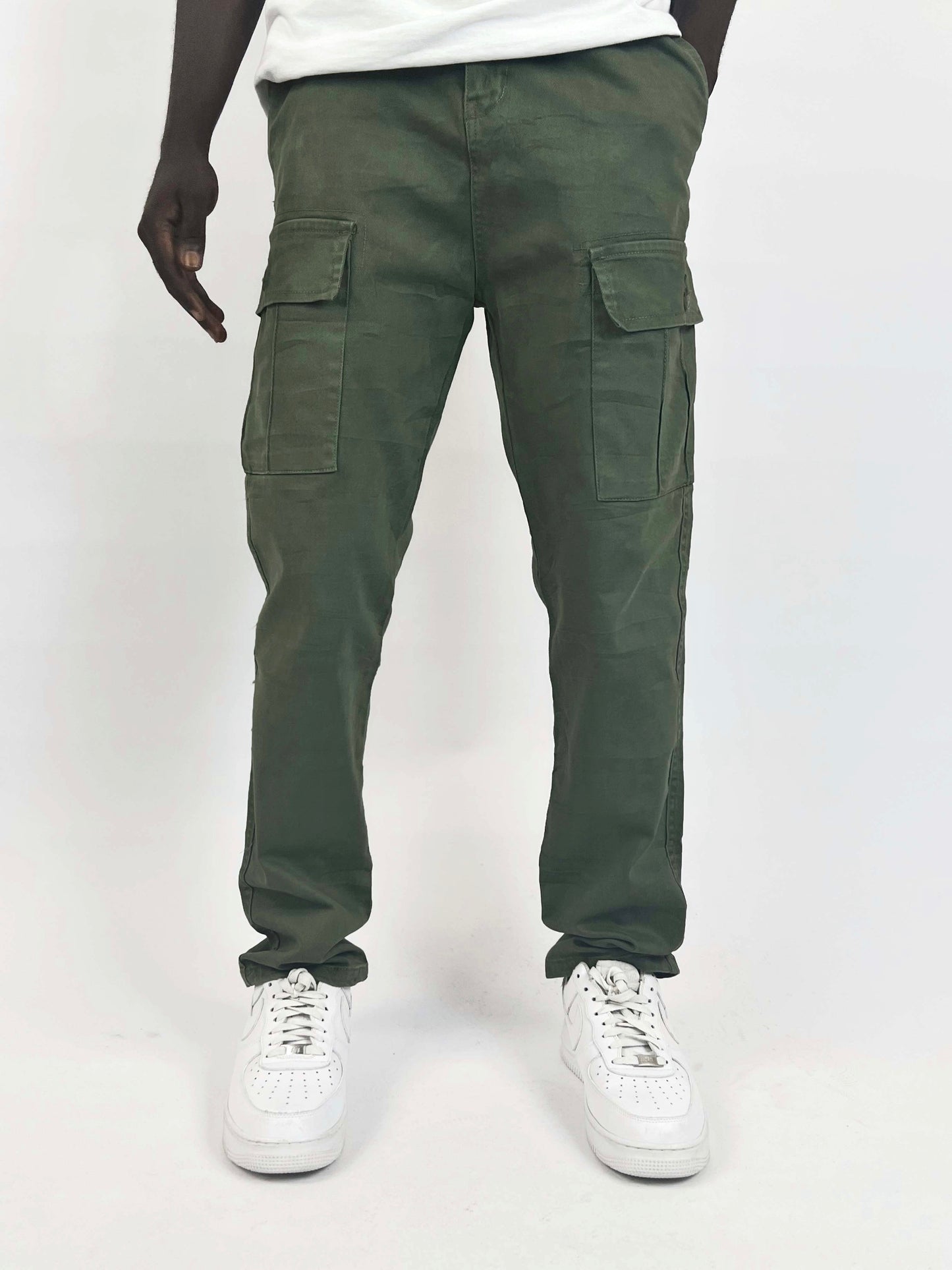 Reserved denim cargoes in green