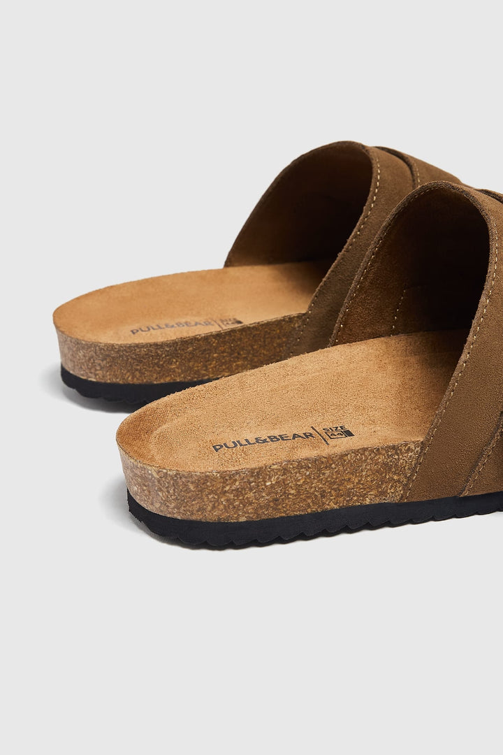 PULL&BEAR SPLIT SUEDE CLOGS IN BROWN