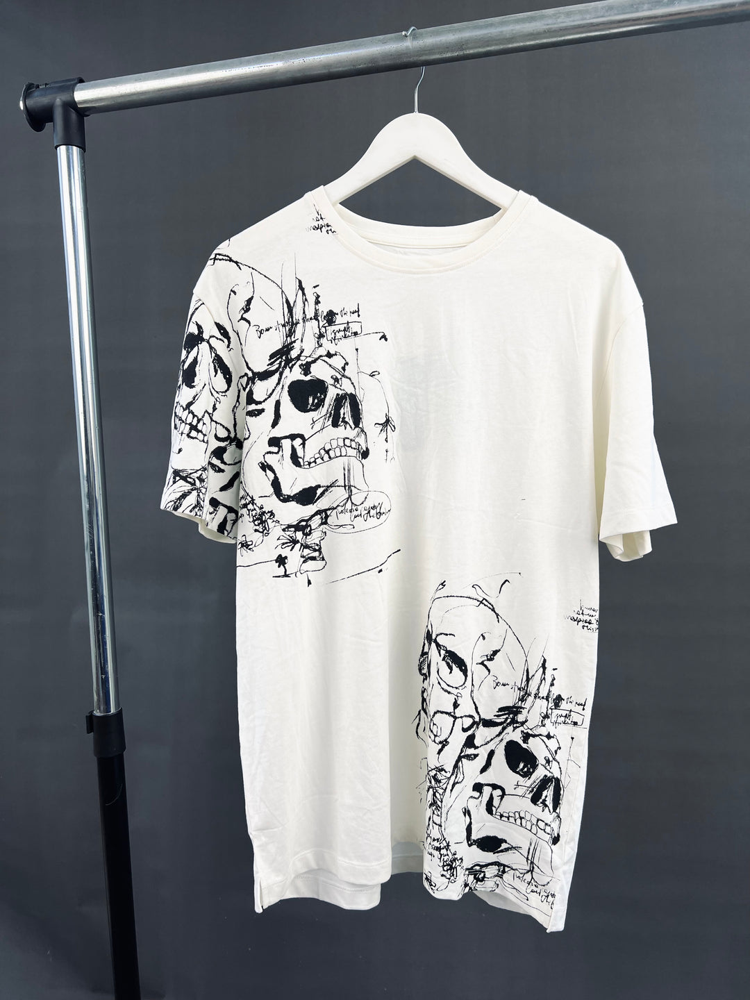 Reserved Skull print T-shirt in ecru