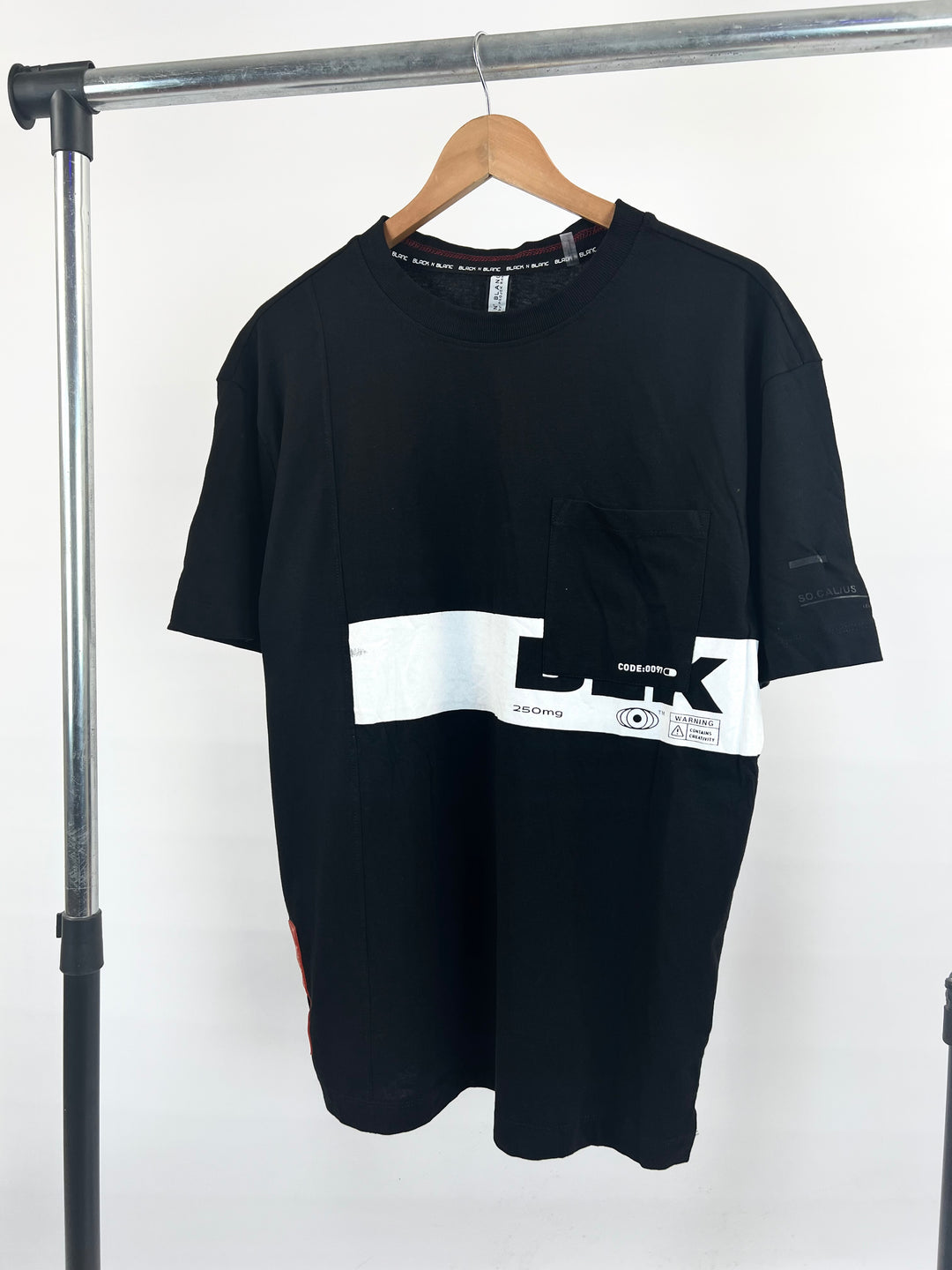 Black N Blanc Pocket print T-shirt in black