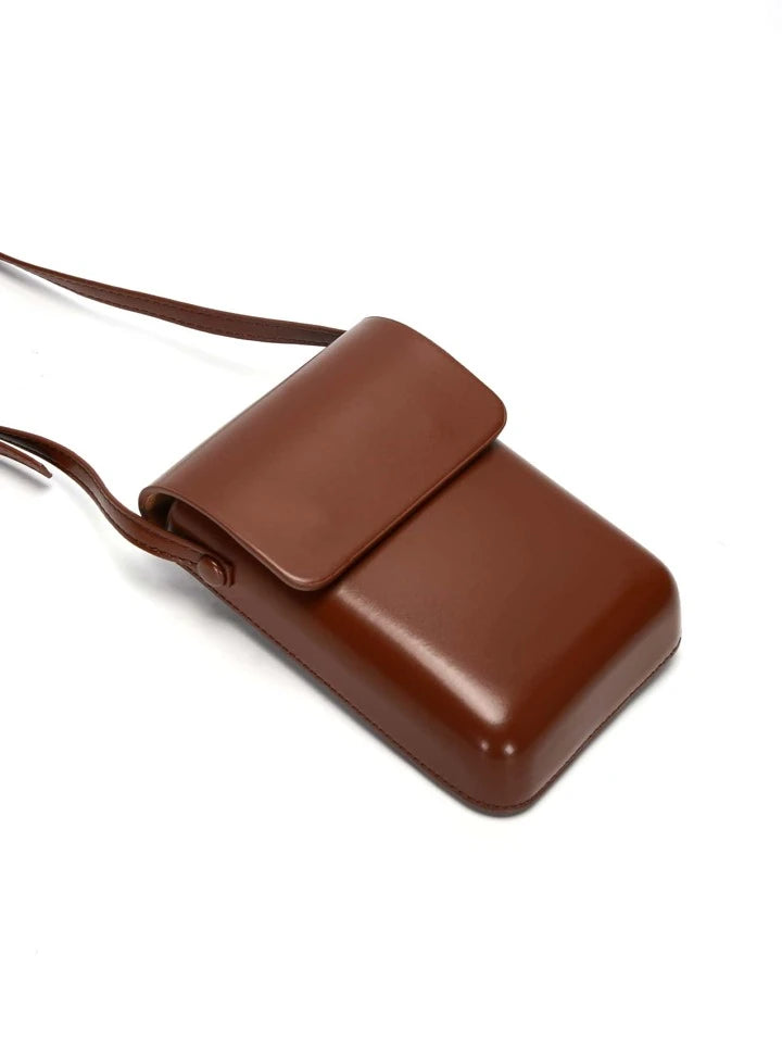 Minimalist Flap Crossbody bag in brown